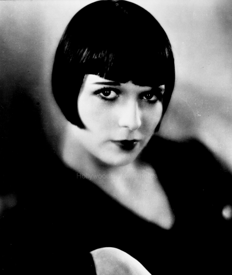 Louise Brooks 1927 wm.jpg